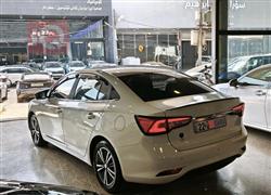 MG 5